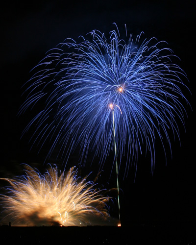 柏崎の水上花火１