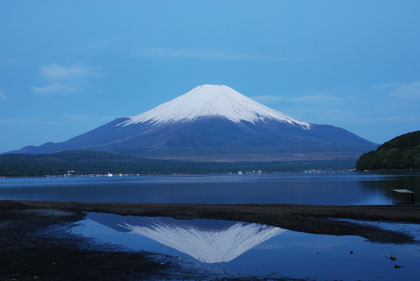 青い富士山